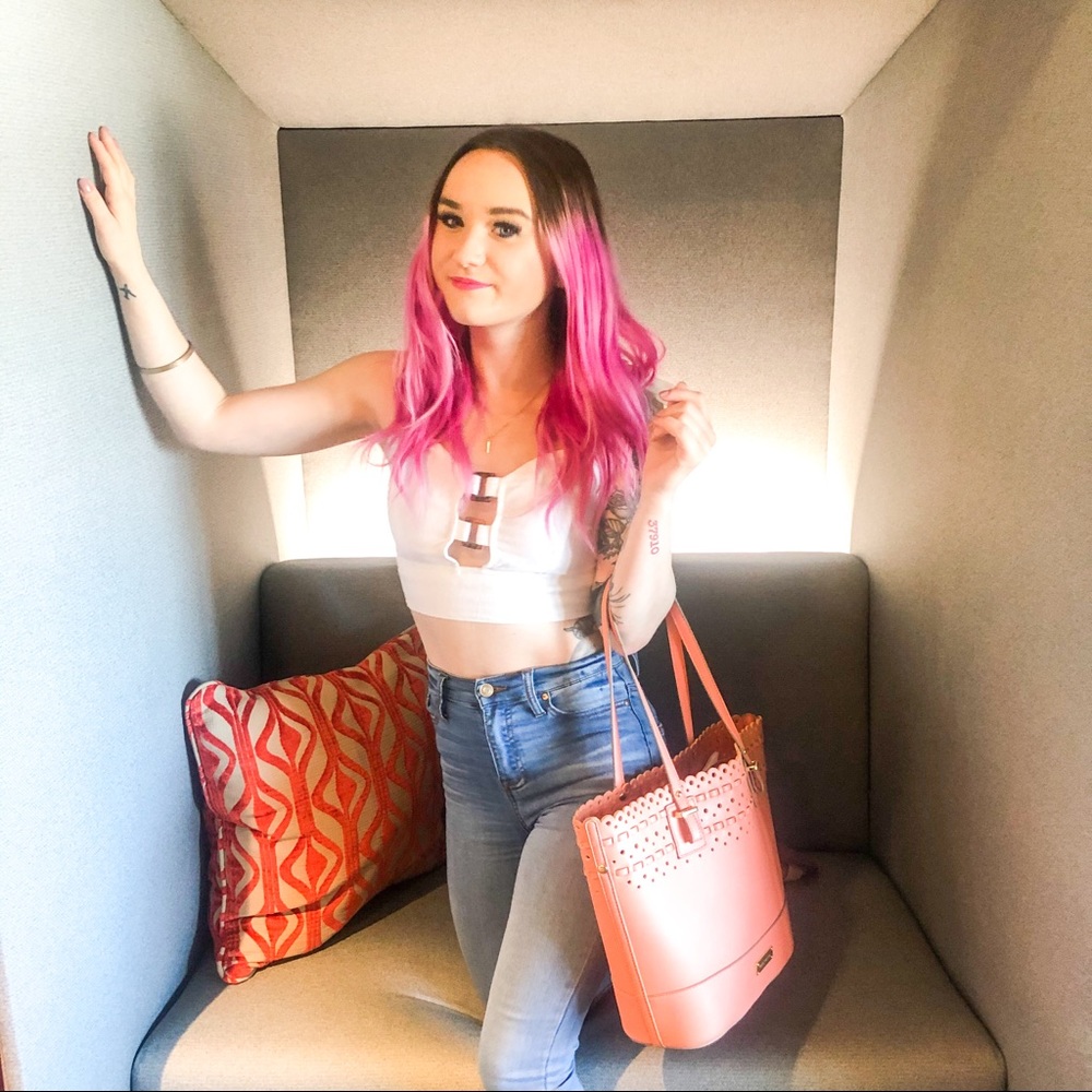 Meet your Posher, Brandy